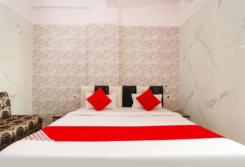 호텔 Oyo 72186 Joy Rooms Bawana Industrial Area