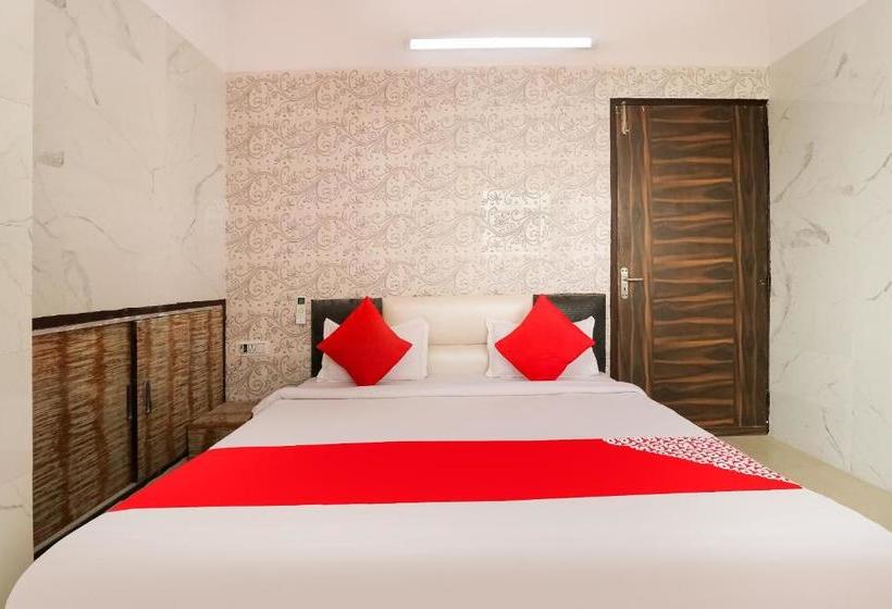 호텔 Oyo 72186 Joy Rooms Bawana Industrial Area