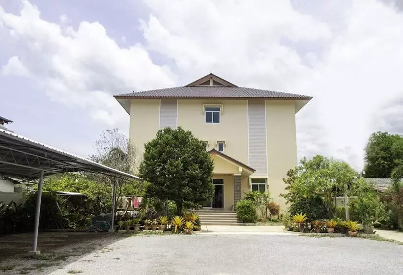 Hotelli Oyo 904 Mai Thai Place