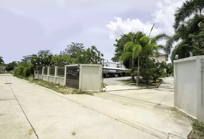 Hotelli Oyo 904 Mai Thai Place