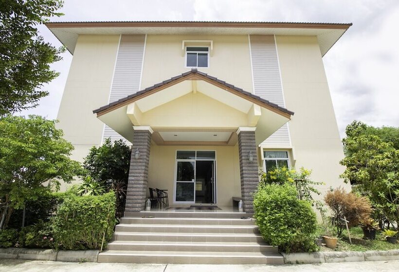 Hotel Oyo 904 Mai Thai Place