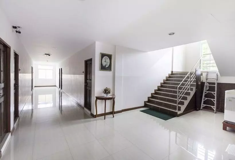 Hotelli Oyo 904 Mai Thai Place