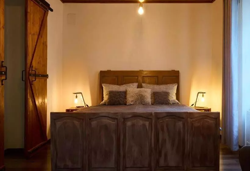 Majatalo Dům U Lázní