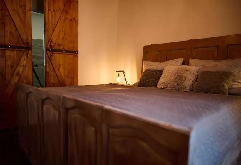 Majatalo Dům U Lázní