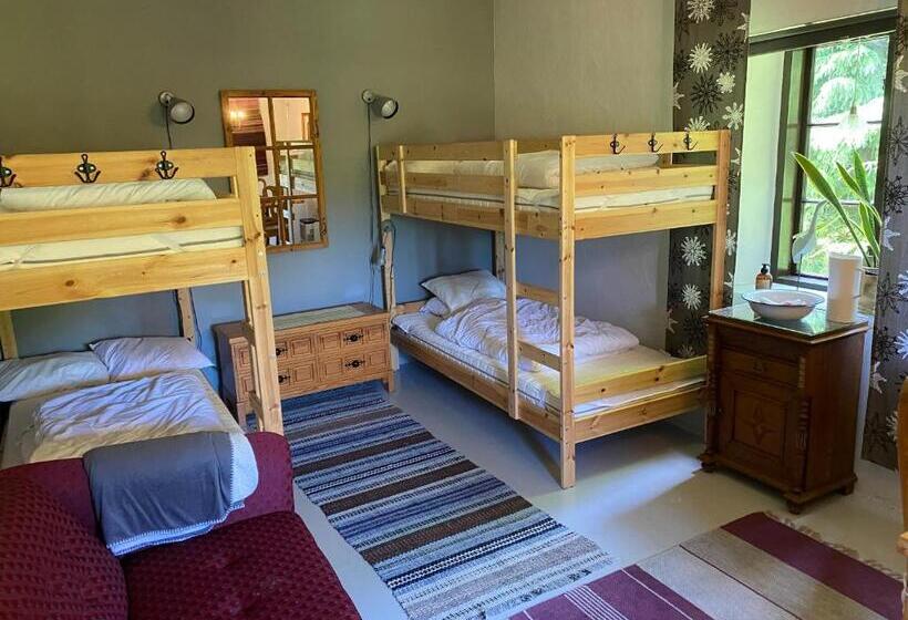 Bed and Breakfast Stenbrottets Smedja