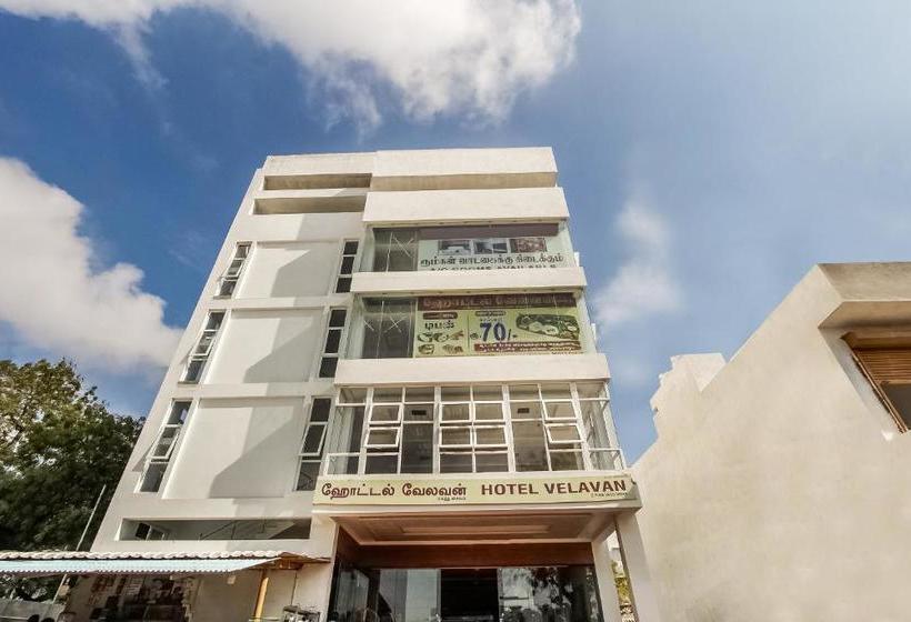 Hotel Capital O 71132  Velavan