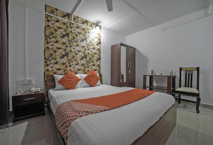 בית מלון כפרי Oyo 63144 Highland Manor