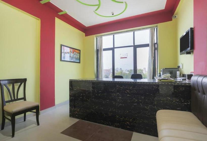 Hotell Oyo 71187  Magnum Inn