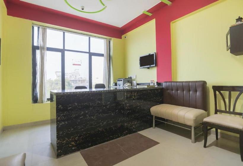 Hotell Oyo 71187  Magnum Inn