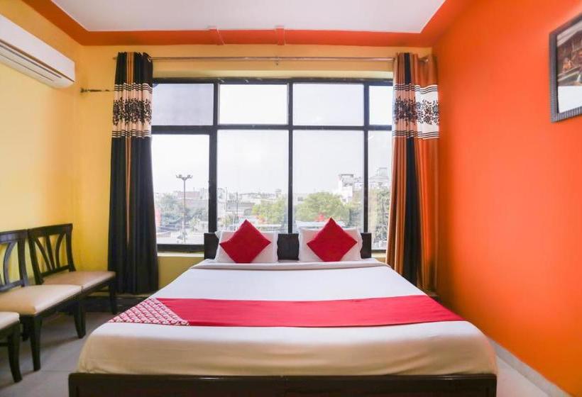 Hotell Oyo 71187  Magnum Inn