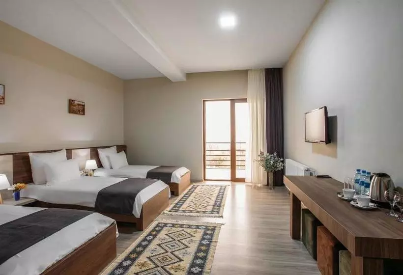 هتل Telavi Inn