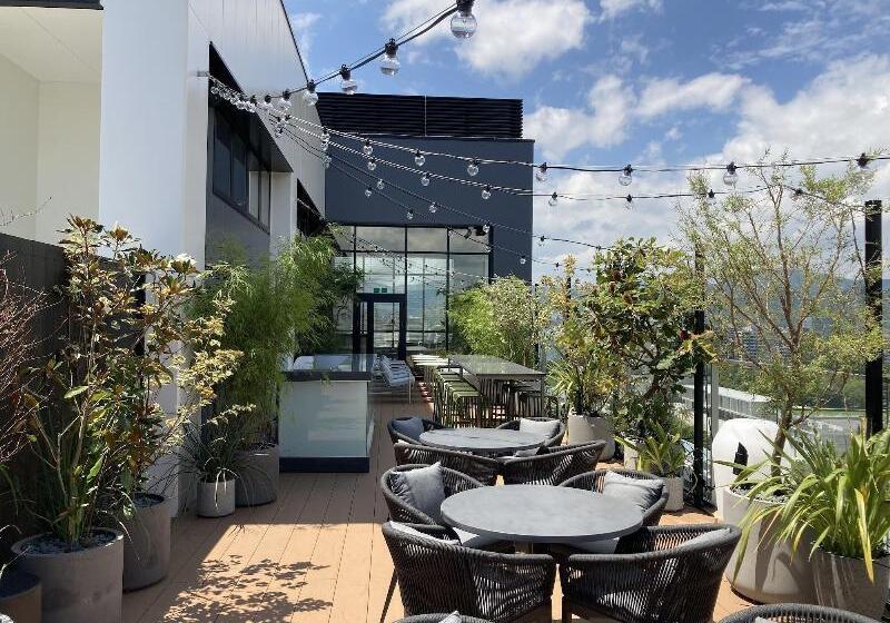 בית מלון כפרי The Knot Hiroshima