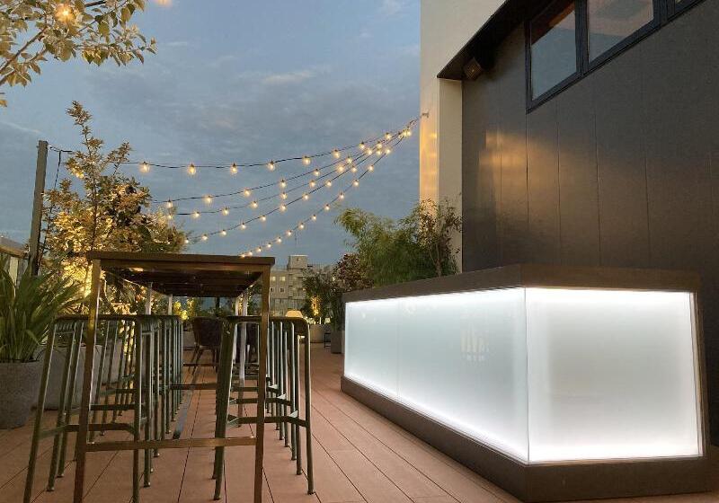 בית מלון כפרי The Knot Hiroshima