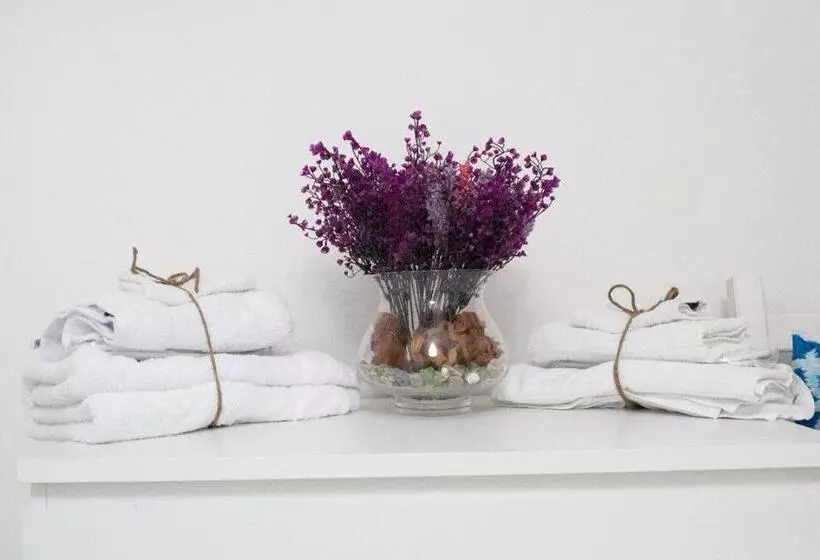 Majatalo Altrove B&b