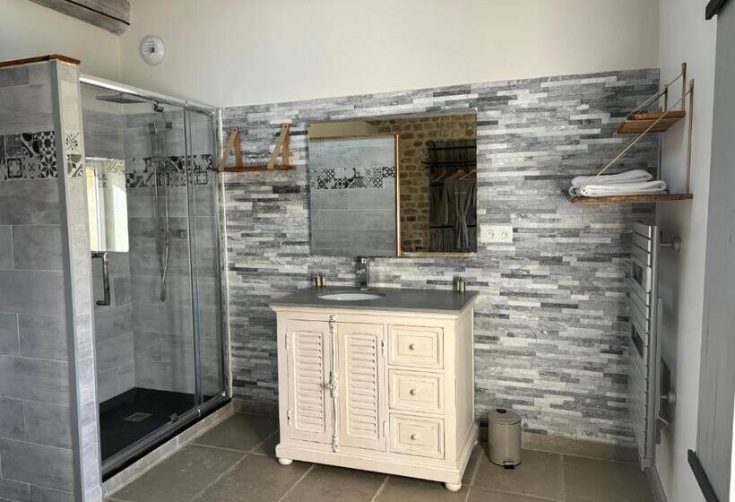 膳宿费 La Petite Plaine