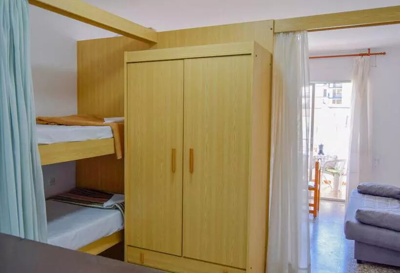 Apartamentos Voramar 3000