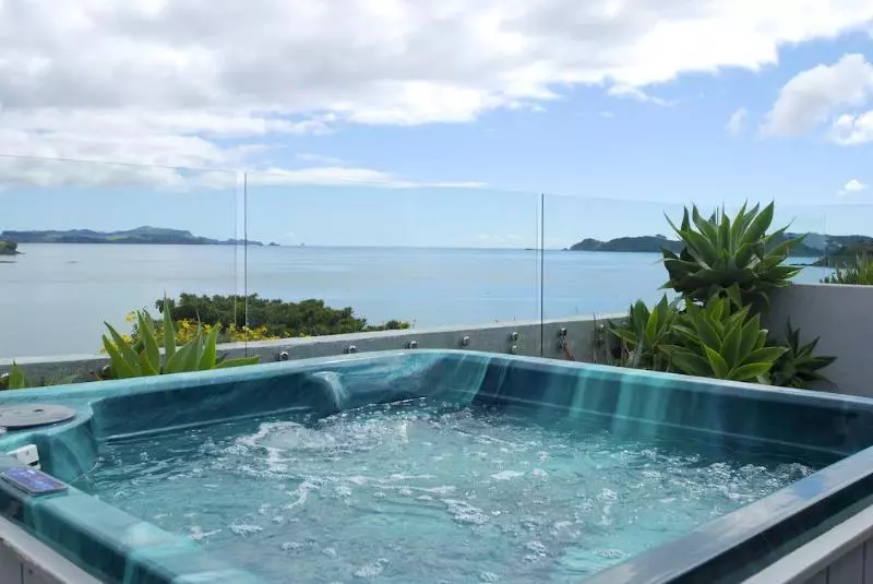 Blue Pacific Apartments