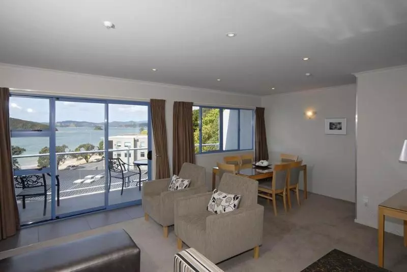 Blue Pacific Apartments