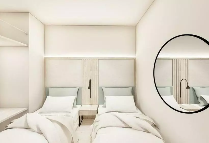 Dynastic Rooms Apartments