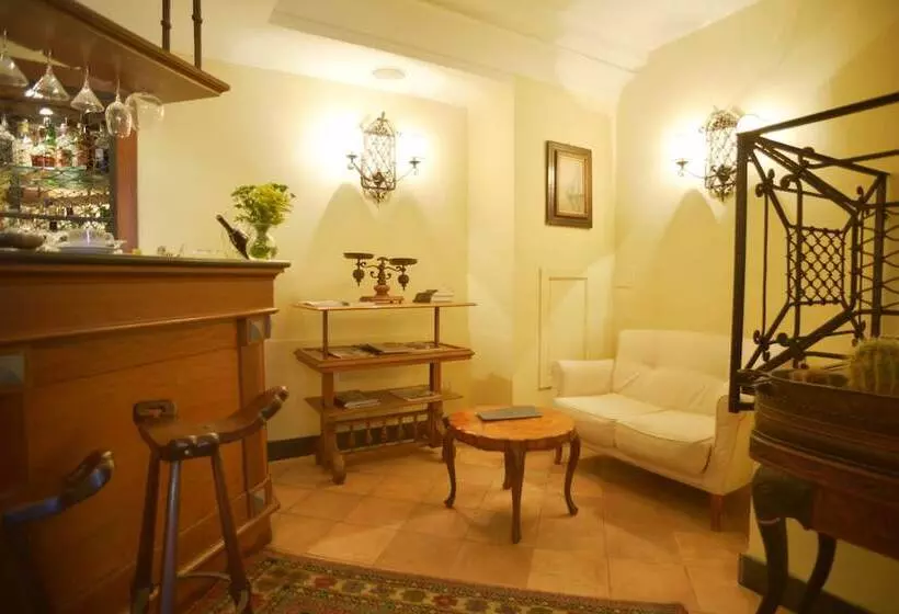 Отель Del Real Orto Botanico