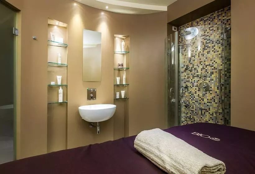 Bv Grand Hotel Assisi