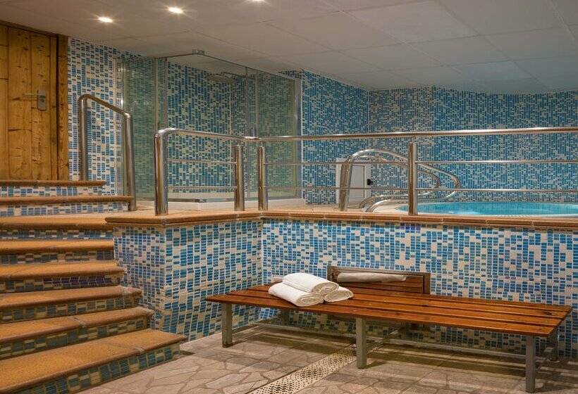 בית מלון כפרי htop Pineda Palace & Spa 4* Sup - Adults Only