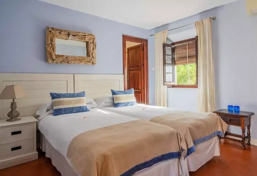 La Tartana Hotel Boutique