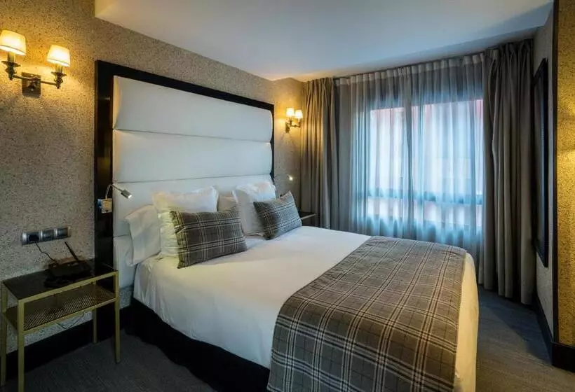 Отель Mirador De Chamartin