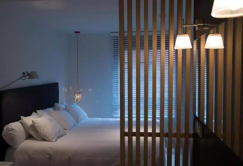 Отель Mirador De Chamartin