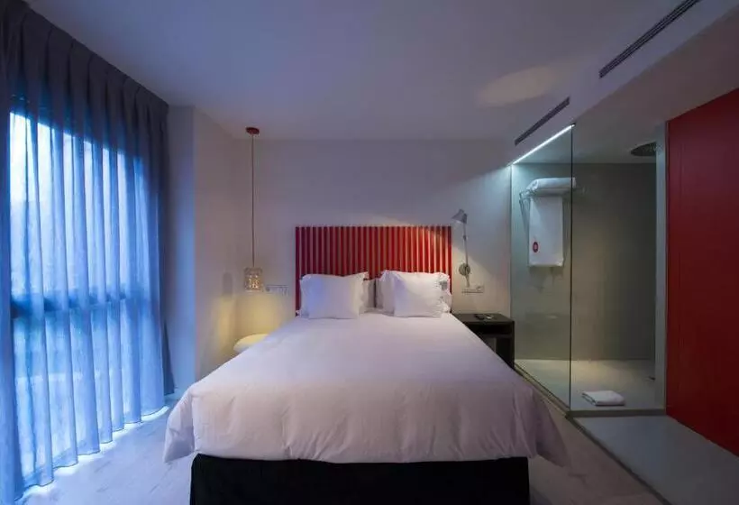 Отель Mirador De Chamartin