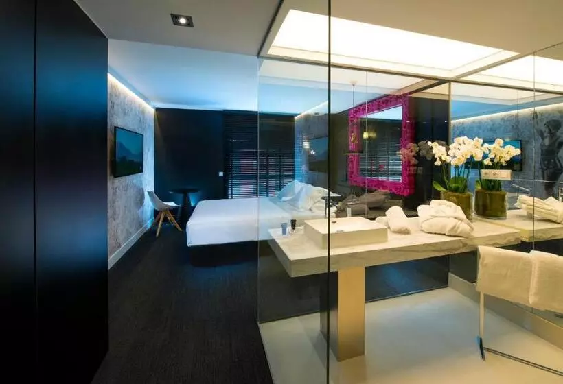 Отель Mirador De Chamartin