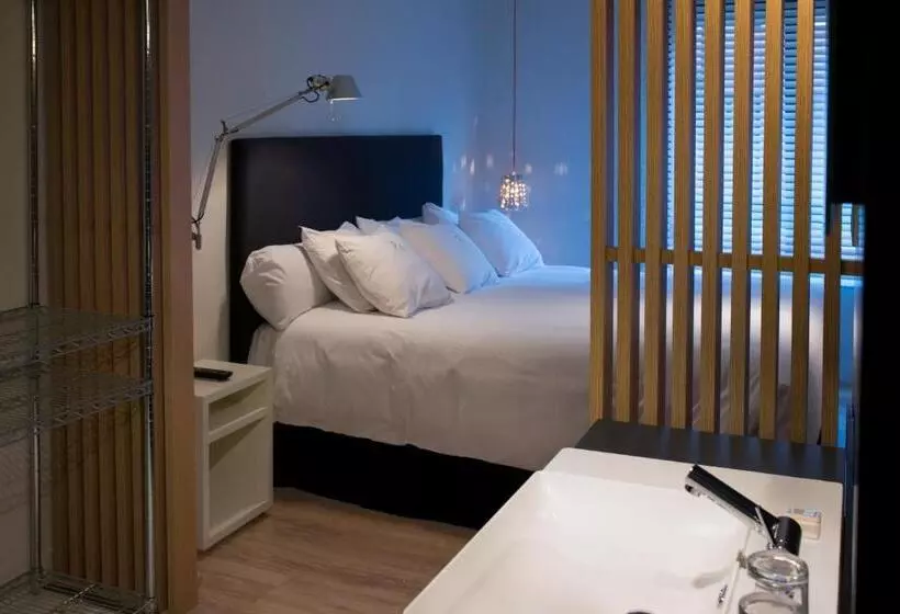 Отель Mirador De Chamartin