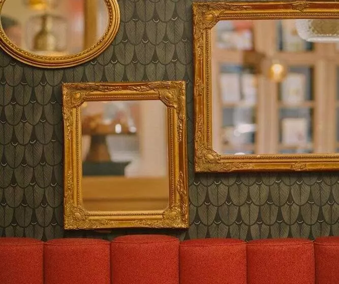 ホテル La Dépendance