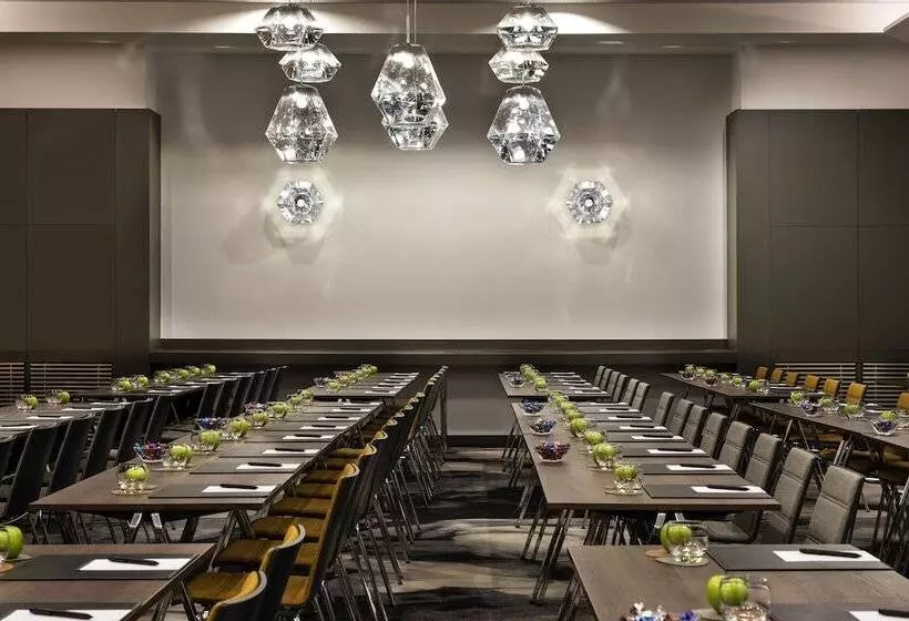 ホテル Pullman Paris Centrebercy