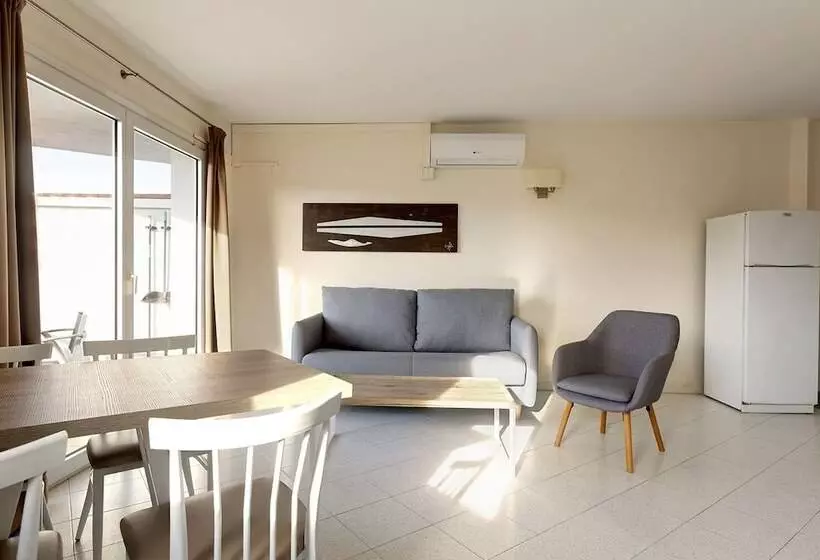 Apartamentos Empuriabrava Maurici Park