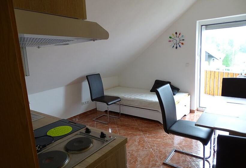 ユースホステル Gästezimmer & Ferienwohnung Berge