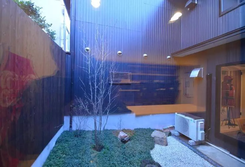 Retkeilymaja Hatago Zen