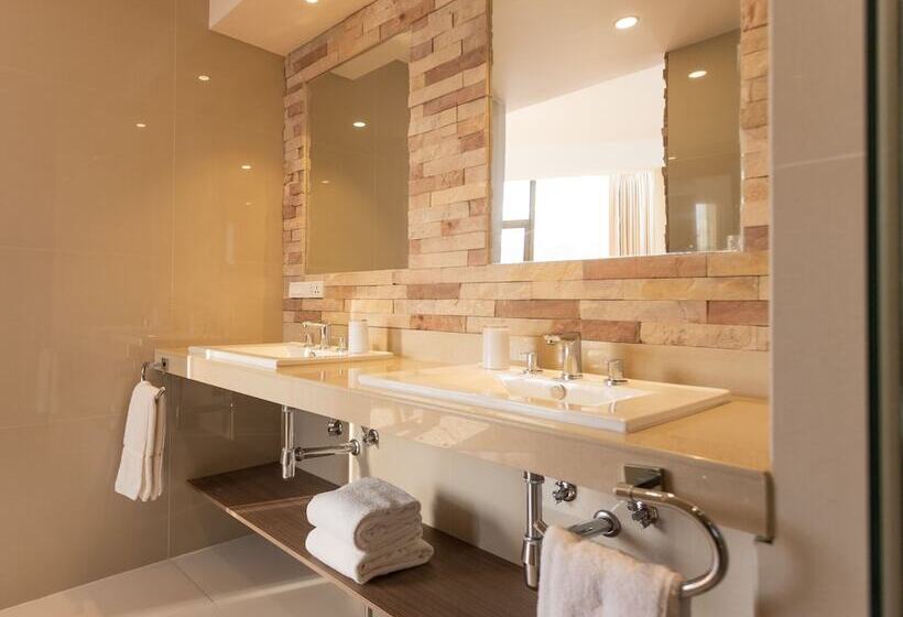 هتل Boutique Rosario Sur