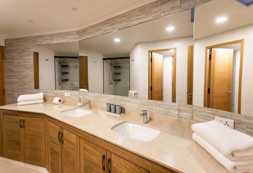 هتل Boutique Rosario Sur