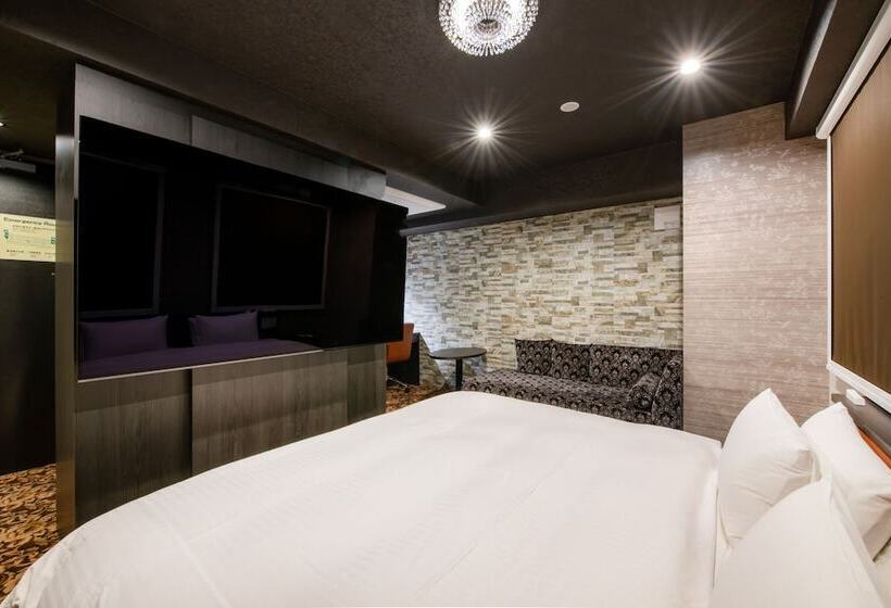 בית מלון כפרי Front Inn Fukuoka Airport