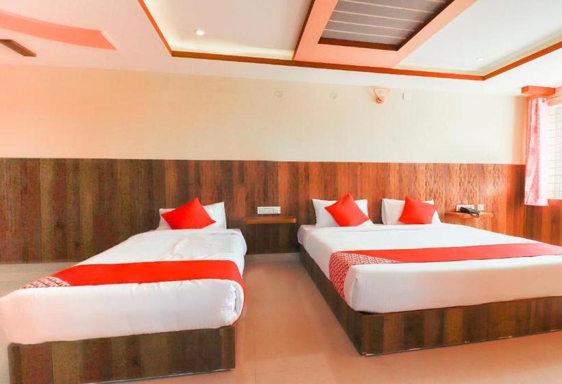 Отель Townhouse Oak Evs Suites