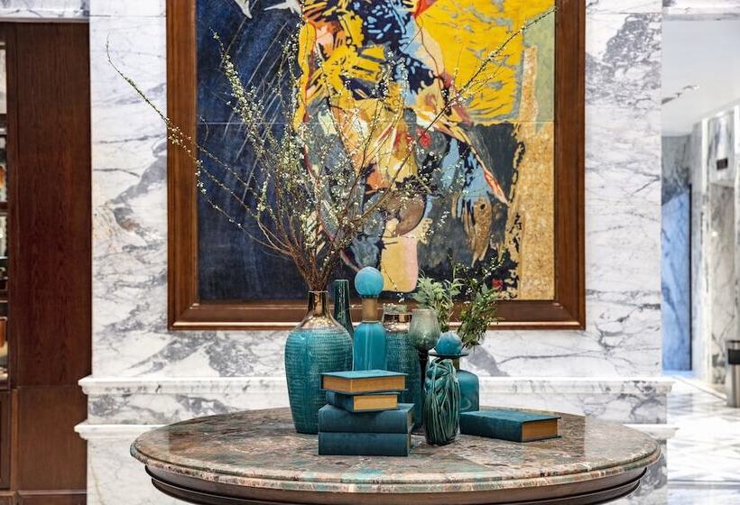 هتل Peridot Grand Luxury Boutique