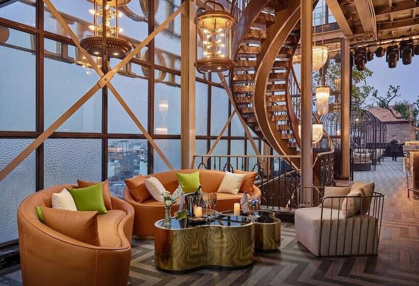 هتل Peridot Grand Luxury Boutique