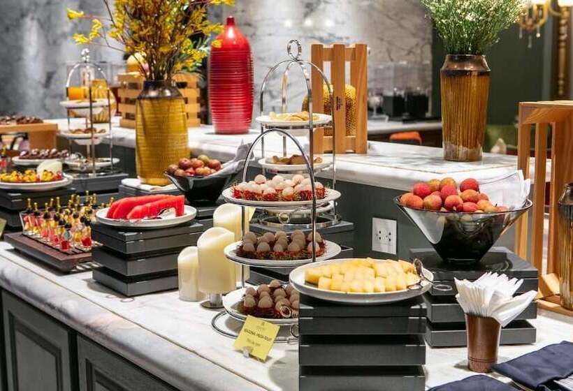 هتل Peridot Grand Luxury Boutique