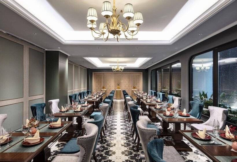 هتل Peridot Grand Luxury Boutique