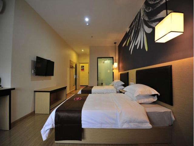 בית מלון כפרי Thank Inn Chain  Jiangsu Yangzhou Slender West Lake Hongfu Road