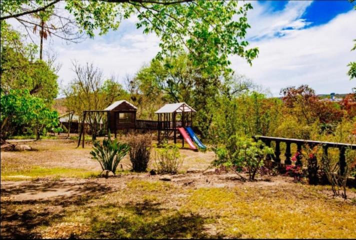 Пансион Bougainvilla Guest House