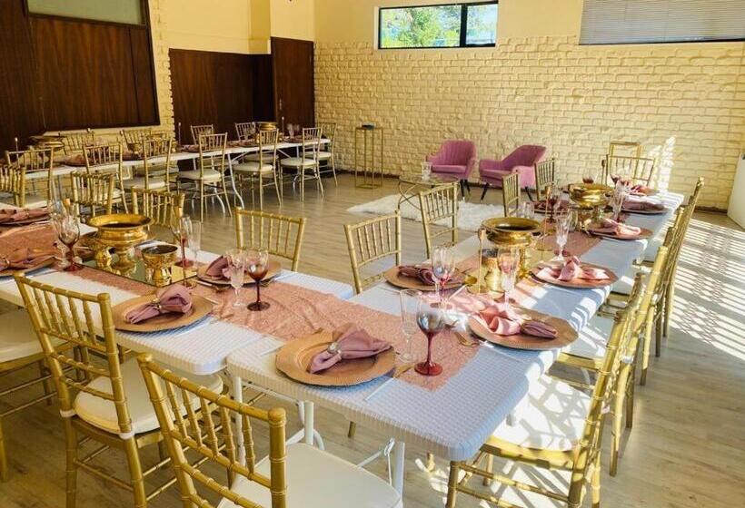 Пансион Bougainvilla Guest House