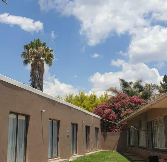 Pensionat Rose Guesthouse Klerksdorp