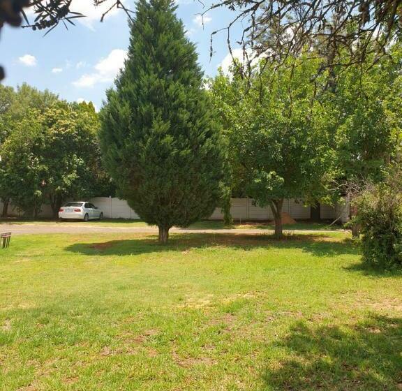 Pensionat Rose Guesthouse Klerksdorp